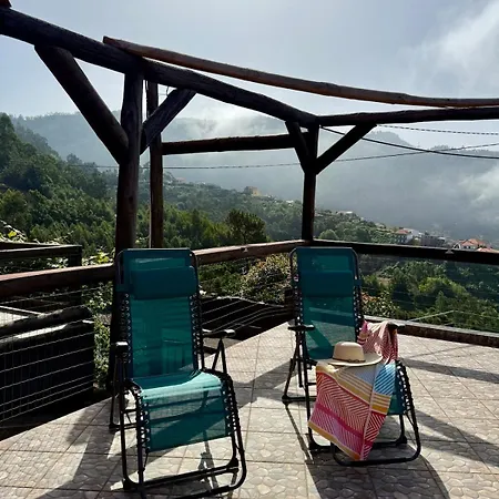 Avo Domingas Mountain Retreat *