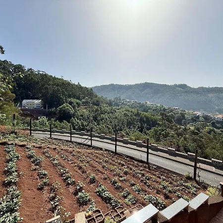 Avo Domingas Mountain Retreat